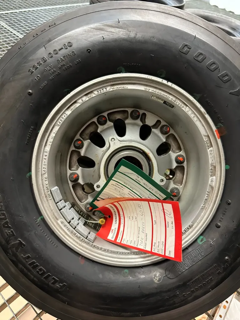 Main Wheel and Tire Assembly 3-1490-1